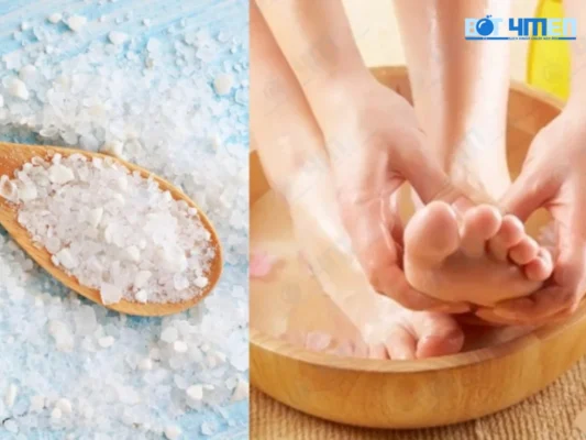 Ngâm tay chân với nước muối để trị mồ hôi tay chân