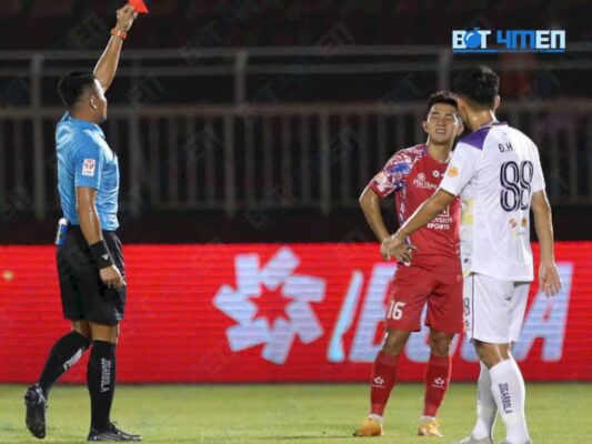 Luật bóng đá